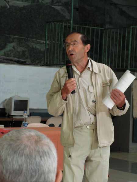 <p>inaugure la série des 4 conférences</p>