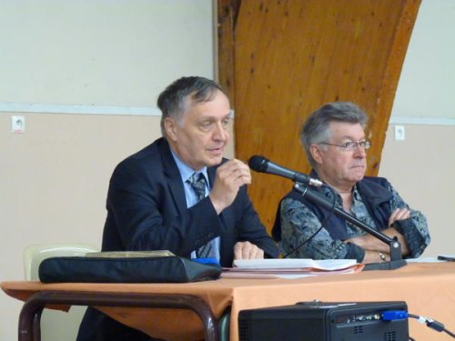 <p>ancien directeur des AD 12</p>